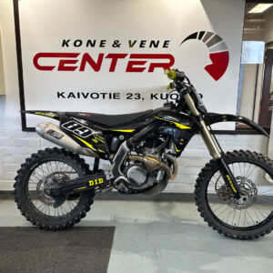 Kawasaki KX vm. 2019