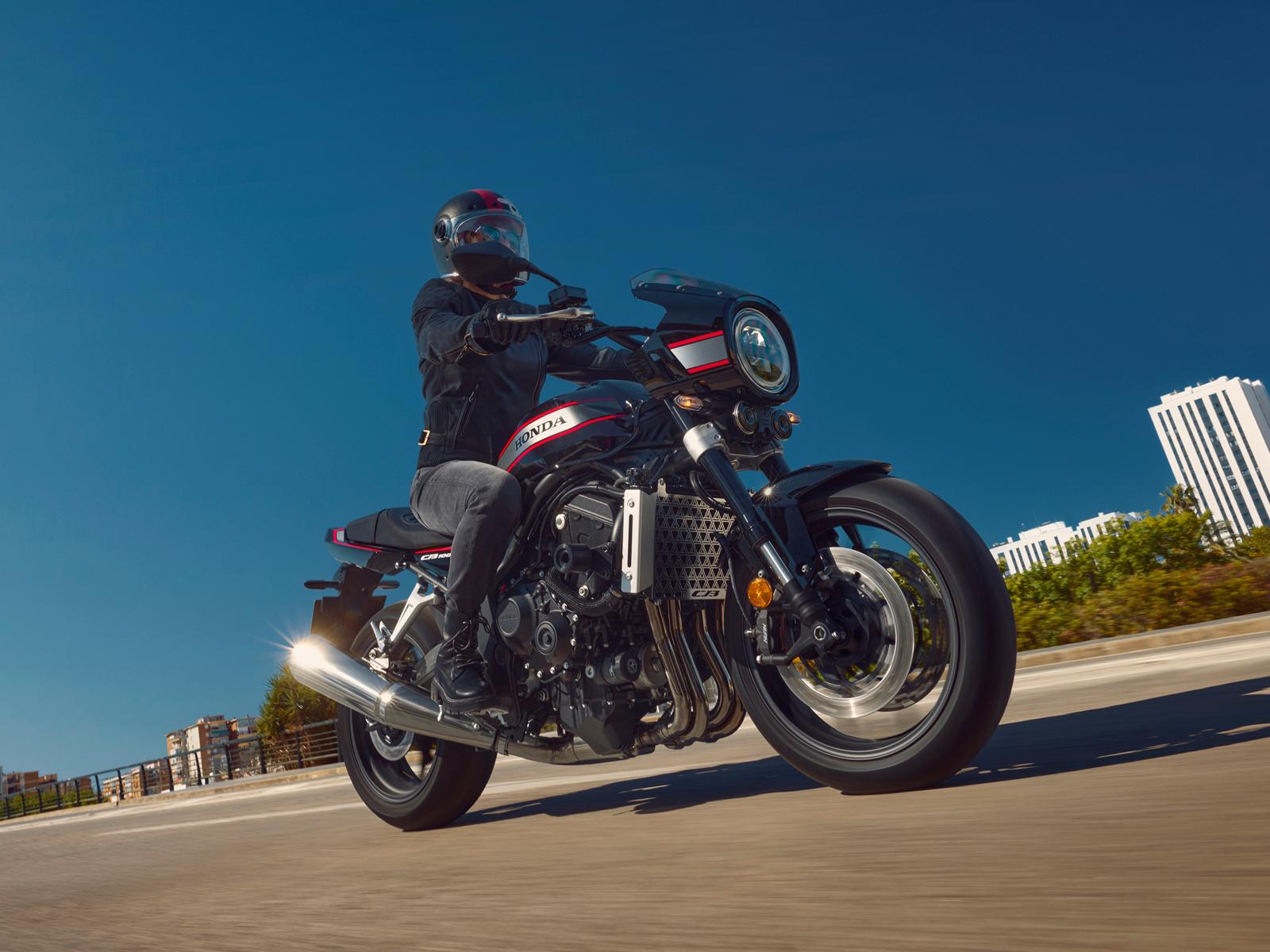 Honda CB1000F - Image 2