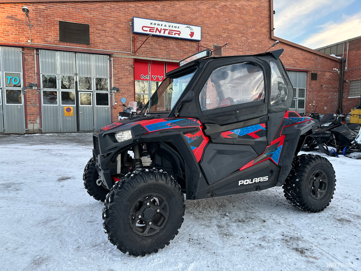 Polaris RZR vm. 2016 352-IAJ