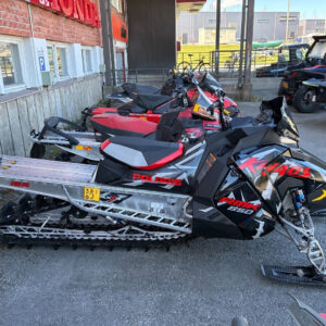 Polaris RMK vm. 2020 381-ÖJ