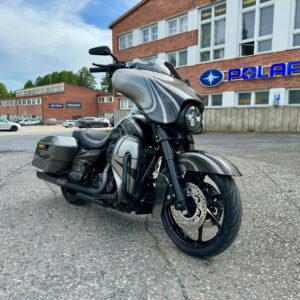 Harley-Davidson Touring vm. 2011 18-FJL