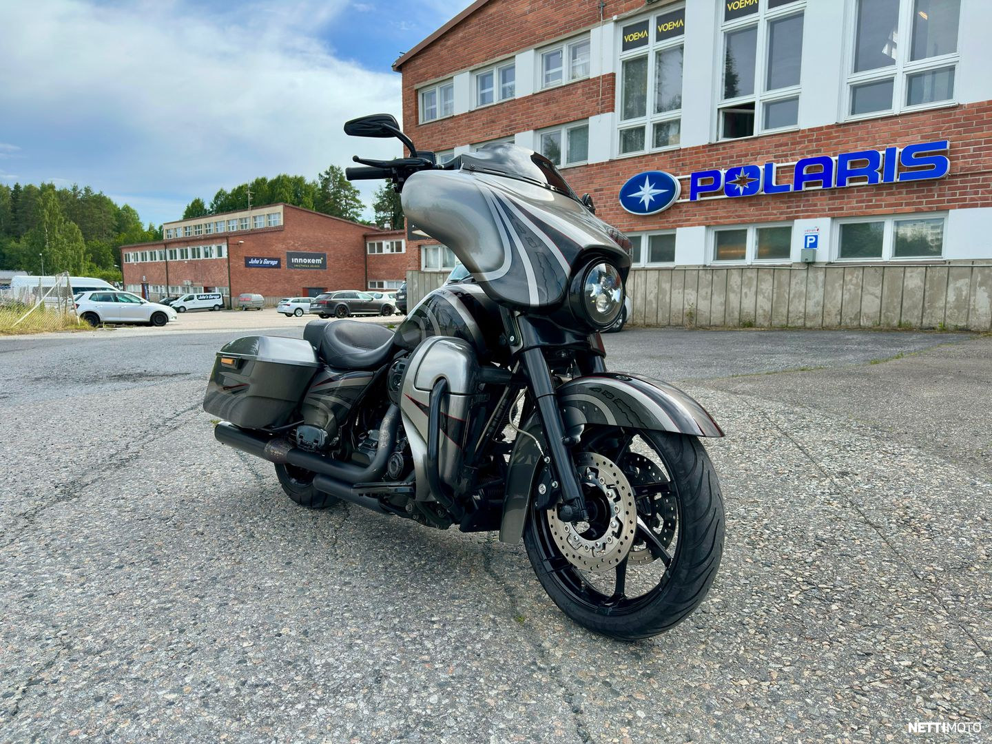 Harley-Davidson Touring vm. 2011 18-FJL