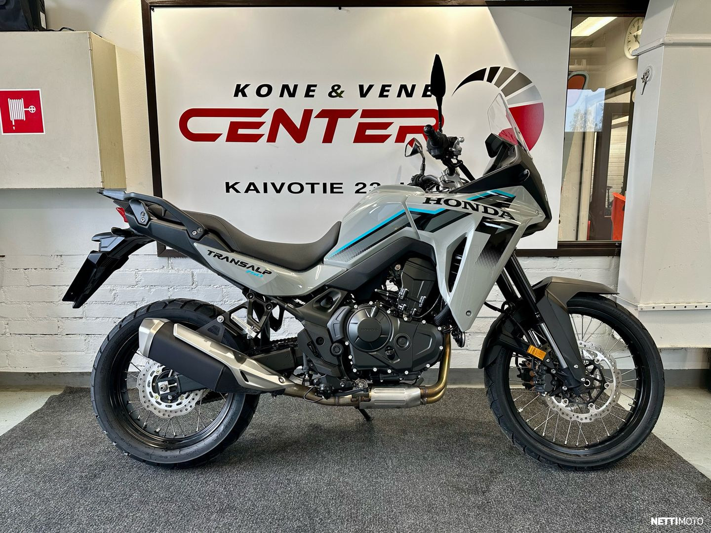 Honda XL vm. 2026 46-FMX
