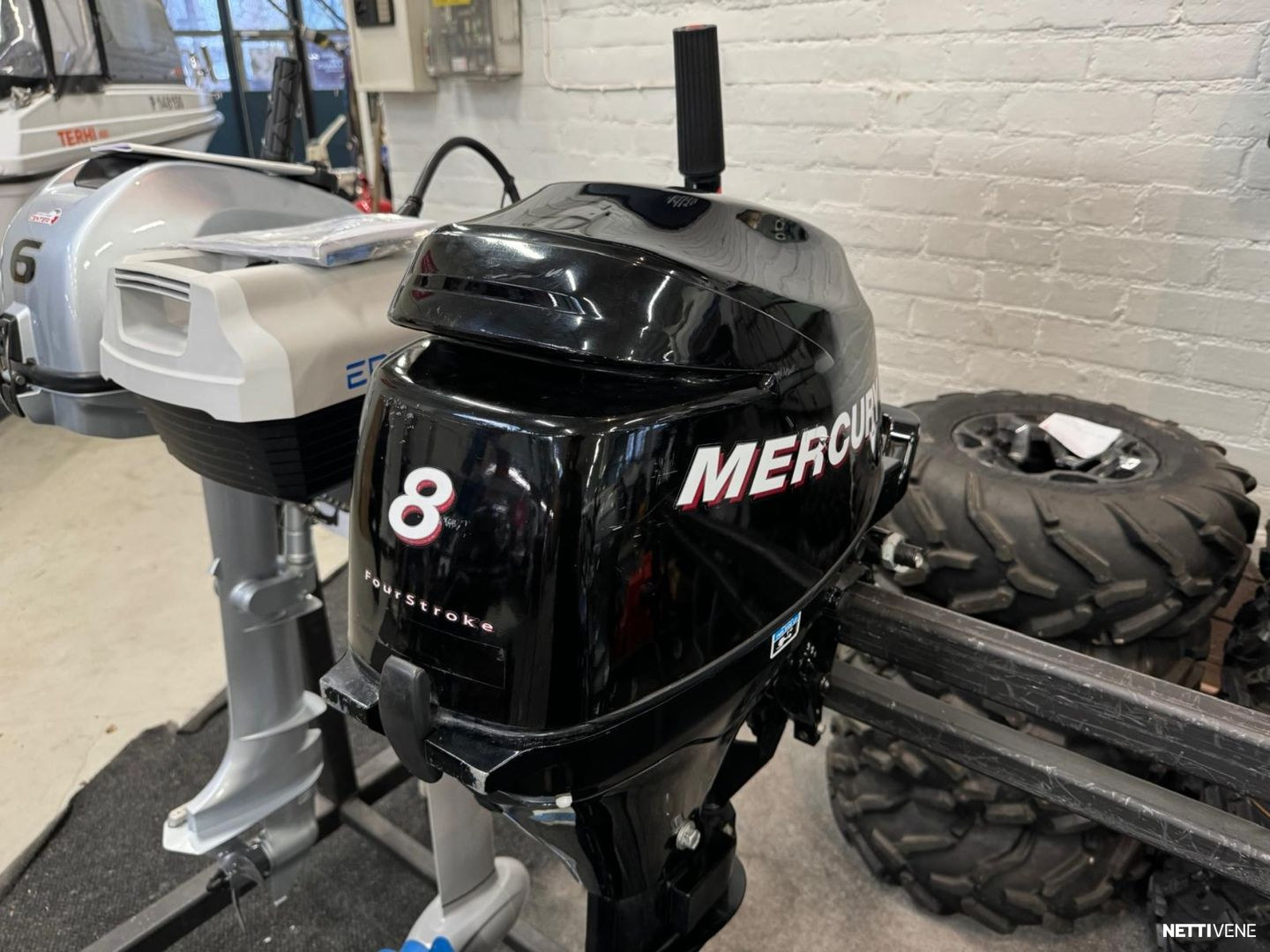 Mercury F8 MH