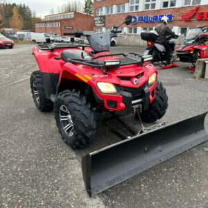 Can-Am Outlander vm. 2011